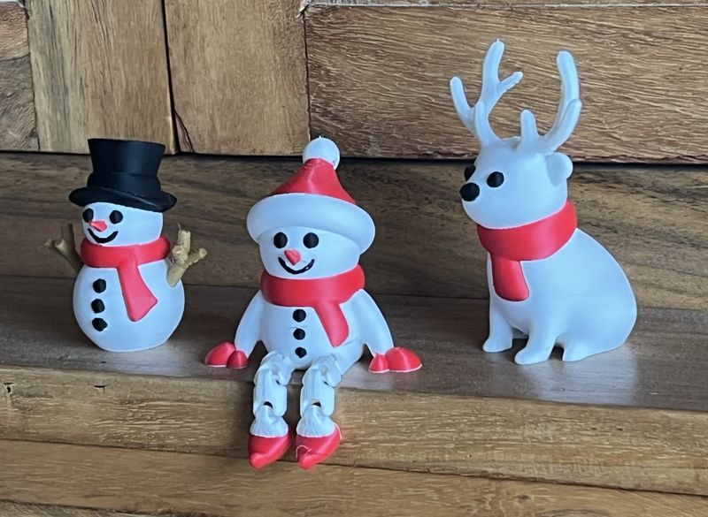Søte og glade julefigurer